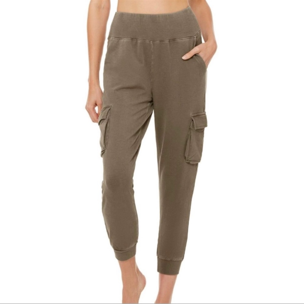 ALO Yoga Olive Green Cargo Joggers